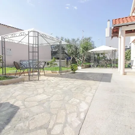 Pool House Luka Zadar