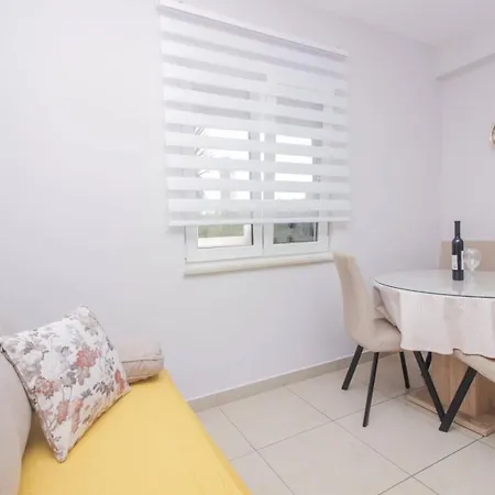 Pool House Luka Zadar