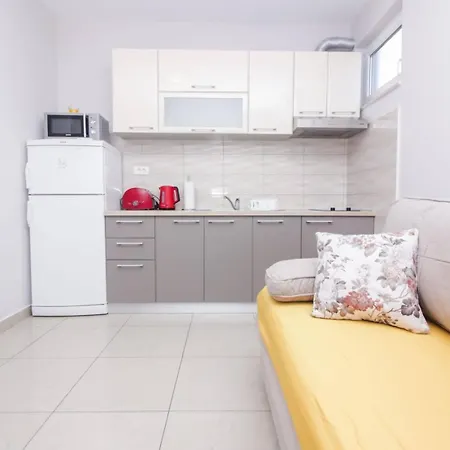 Apartment Pool House Luka Zadar