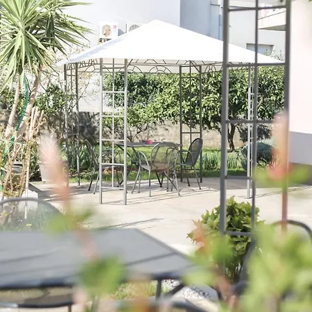 Pool House Luka Apartmán Zadar