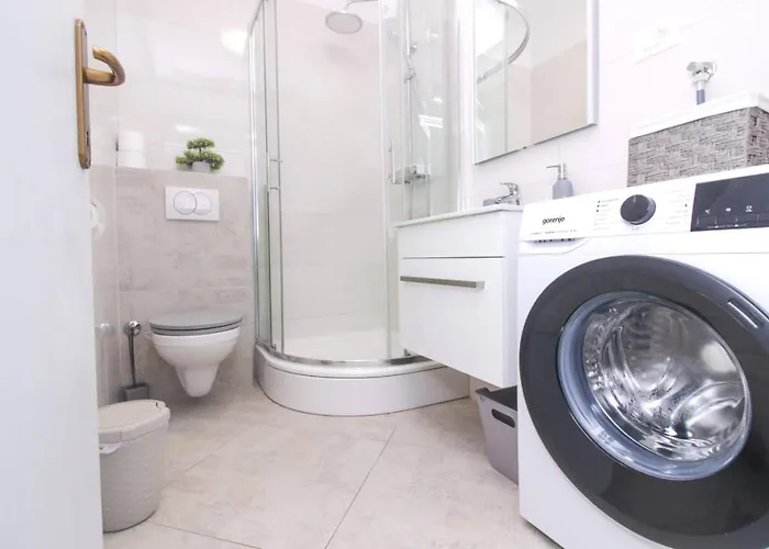 Pool House Luka Appartamento *